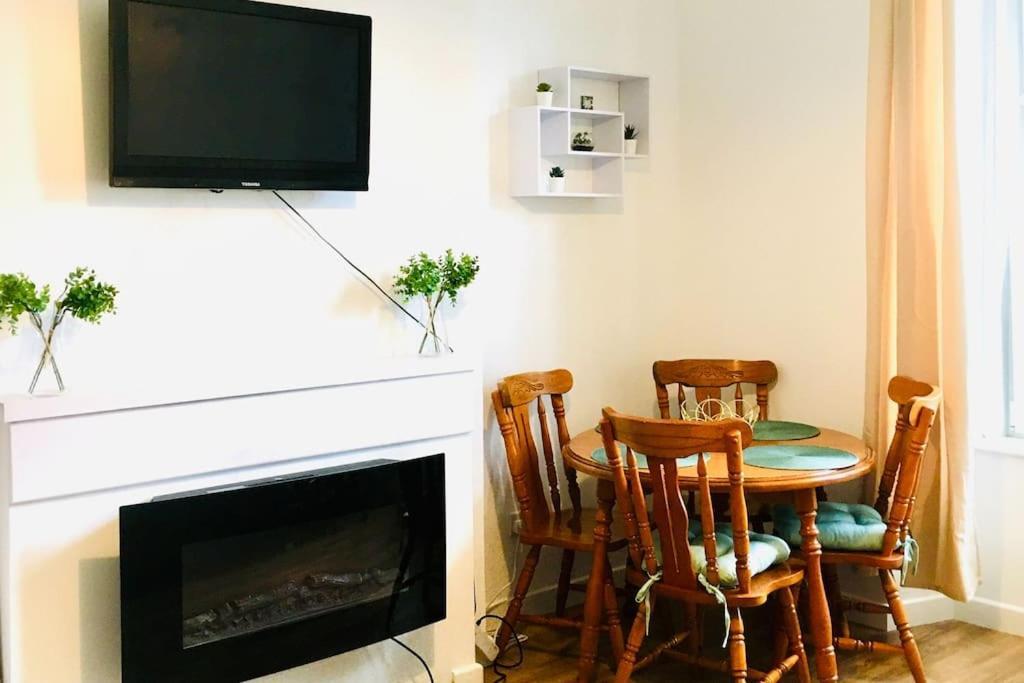 Flat 12A - Central, Modern, Bright Apartment With Free Wifi Oban Exterior foto